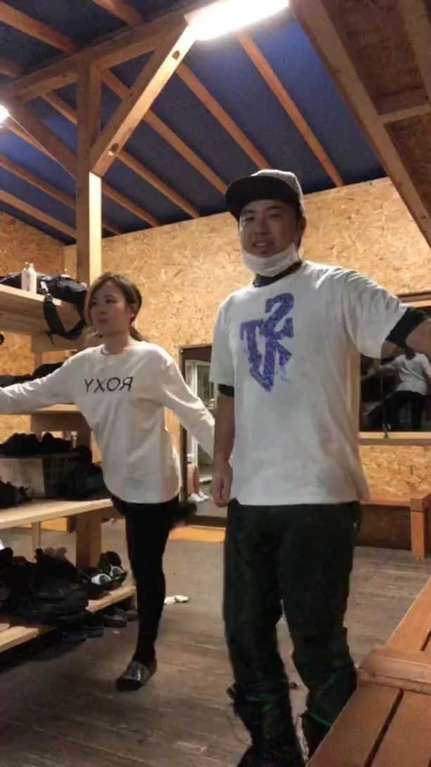 hoshinofumikaのインスタグラム：「アクティブな動きをする前に みんなやってみてねー🌼 怪我防止、パフォーマンスアップにつながります✌️🏂 大橋先生のインスタグラムはこちら→@ilbase_training.support ✨」