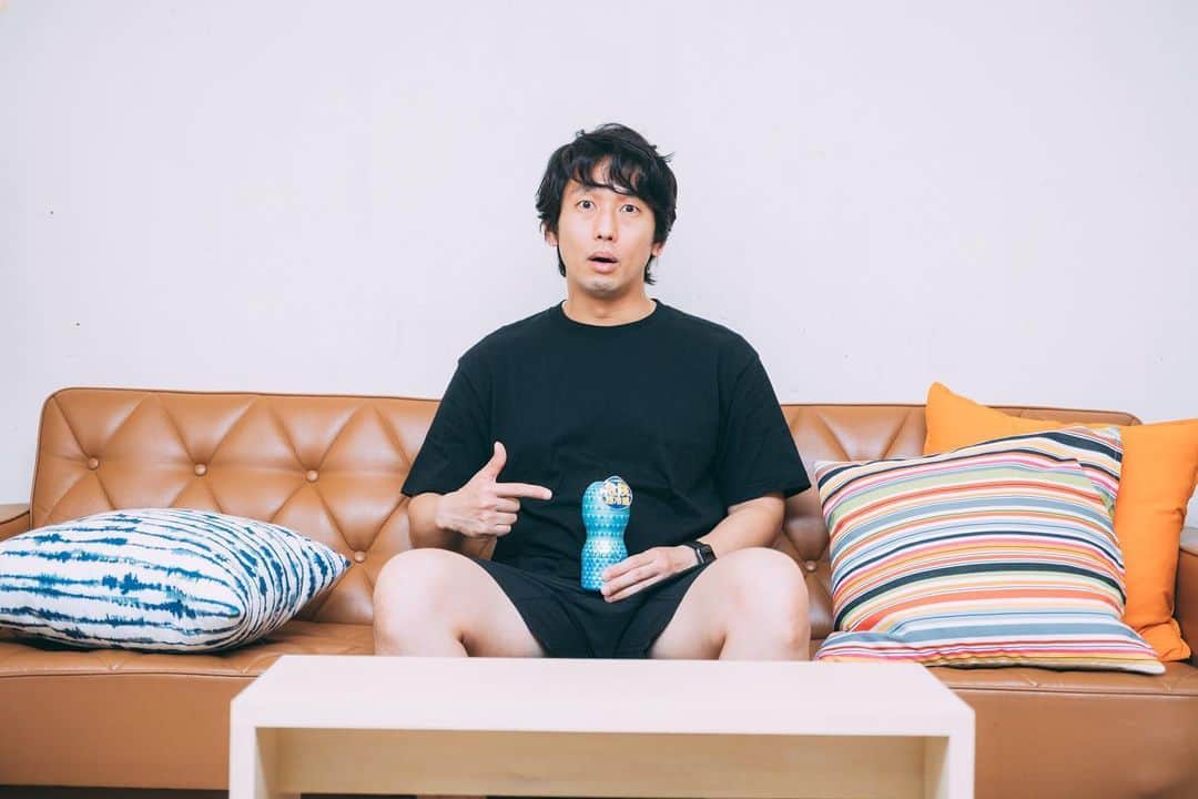 大川竜弥のインスタグラム：「TENGAさんから夏限定の「COOL TENGA」をいただきました。今年の夏はこれでムスコをキンキンに冷やします。 #tenga」