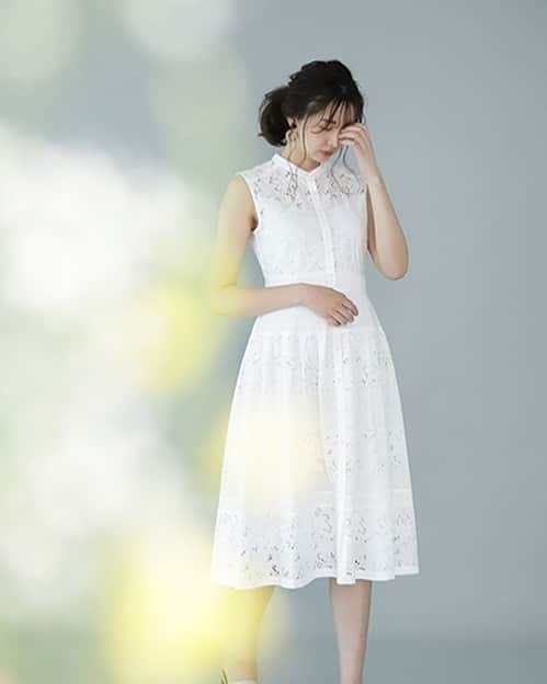 JILLSTUARTさんのインスタグラム写真 - (JILLSTUARTInstagram)「BIANCA DRESS(EndyROBE) col.white,khaki ¥34,000+tax  #JILLSTUART﻿ #JILLSTUART_jp﻿ #JILLSTUARTEndyROBE #look #dress  #fashion」6月20日 12時26分 - jillstuart.jp