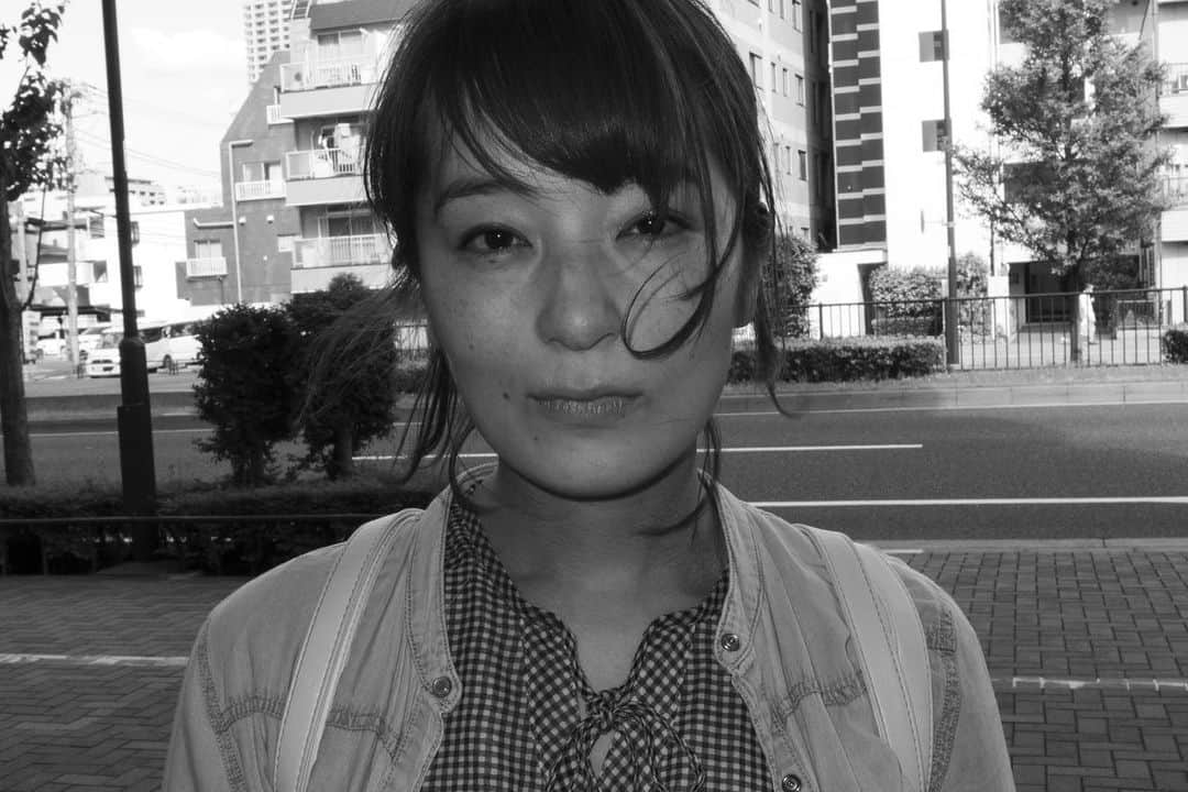 しじみさんのインスタグラム写真 - (しじみInstagram)「#ポートレート #被写体希望 #東京 #portrait #カメラ #photography #写真好きな人と繋がりたい #ファインダー越しの私の世界」6月20日 12時55分 - amcche
