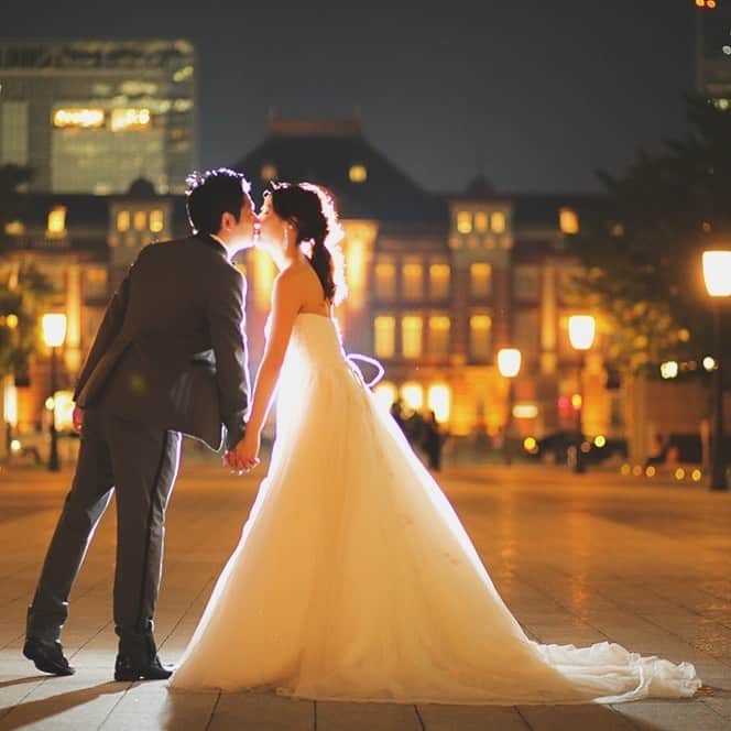 CLAIREのインスタグラム：「これからの季節、涼しい時間の夜景ロケーションはオススメです✨ ・ @clairebridalstudio」