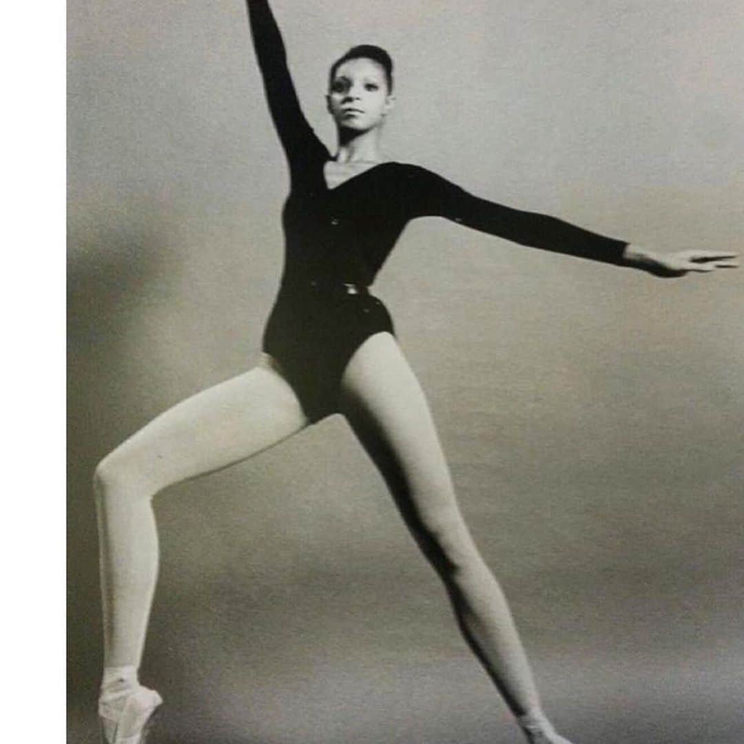 マット・セデーニョのインスタグラム：「Aunt Olinda!!! #respect 🙏🏽. Repost from @abtofficial • Born and raised in Queens, NY, Olinda began dancing at the age of 10 under Mercedes Ellington, the granddaughter of jazz legend Duke Ellington. She went on to dance at Public Arts High School (now LaGuardia High School) with the hope of focusing her studies in classical ballet. When told that she was too tall for ballet, Olinda chose modern dance as her focus instead. ⠀ ⠀ Upon graduation, Olinda was invited to join the Dance Theatre of Harlem as one of the company’s founding dancers in 1969; she was scouted in class by Mr. Mitchell himself at the Glen Tetley Studios, [#SoundOn to hear Olinda tell the tale!] “Arthur Mitchell was very strict, but he could be so fun…And I realize why he was so strict because we had to work not twice as hard, ten times as hard as anyone else. He was out to prove that black people could do ballet.”⠀ ⠀ In her late thirties, after many years as a renowned Pilates instructor at her own studio in Midtown Manhattan, Olinda was inspired after she received her first professional massage to get her own massage license. In 1994, fresh from the Swedish Institute, Olinda was hired on the spot as a massage therapist at American Ballet Theatre, “I worked like a maniac [at ABT]. Some days 8 hours straight...I felt comfortable because it was my old world. I’m familiar with dancers. I was worried the dancers would be really cold, but they were so nice and welcoming! I was shocked. It just blew me away.” Olinda continues to share her kindness, passion, and optimism with the company and is one of the most beloved massage therapists at ABT. ⠀  #JuneteenthDanceBreak | On the 19th of June, America celebrates the Emancipation Proclamation, and ABT is dedicating our feed to the display of the beautiful diversity of Blackness. Thank you @MoBBallet for the inspiration. ⠀ ⠀ #BalletRelevesForBlackLives #AmplifyMelanatedVoices」