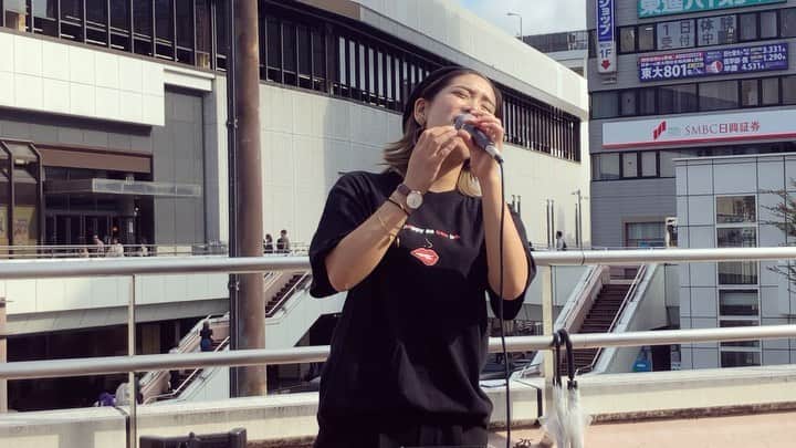 acaneのインスタグラム：「・ #acaneオリジナル曲 ・ 『Baby / acane』 ・ ほんとは今日配信スタートなんやけど 謎の不具合でまだ出来てないみたい、、 なので埼玉で歌った動画上げてみました💐」
