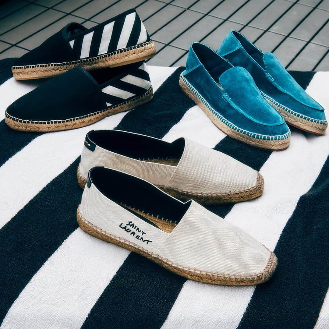 Saks Fifth Avenueのインスタグラム：「In case you forgot to pack anything, customers in the Hamptons can now get same-day delivery when you order by 10AM ET. That includes any last-minute gifts in time for Father's Day. Email hamptons@s5a.com for details & to place an order.」