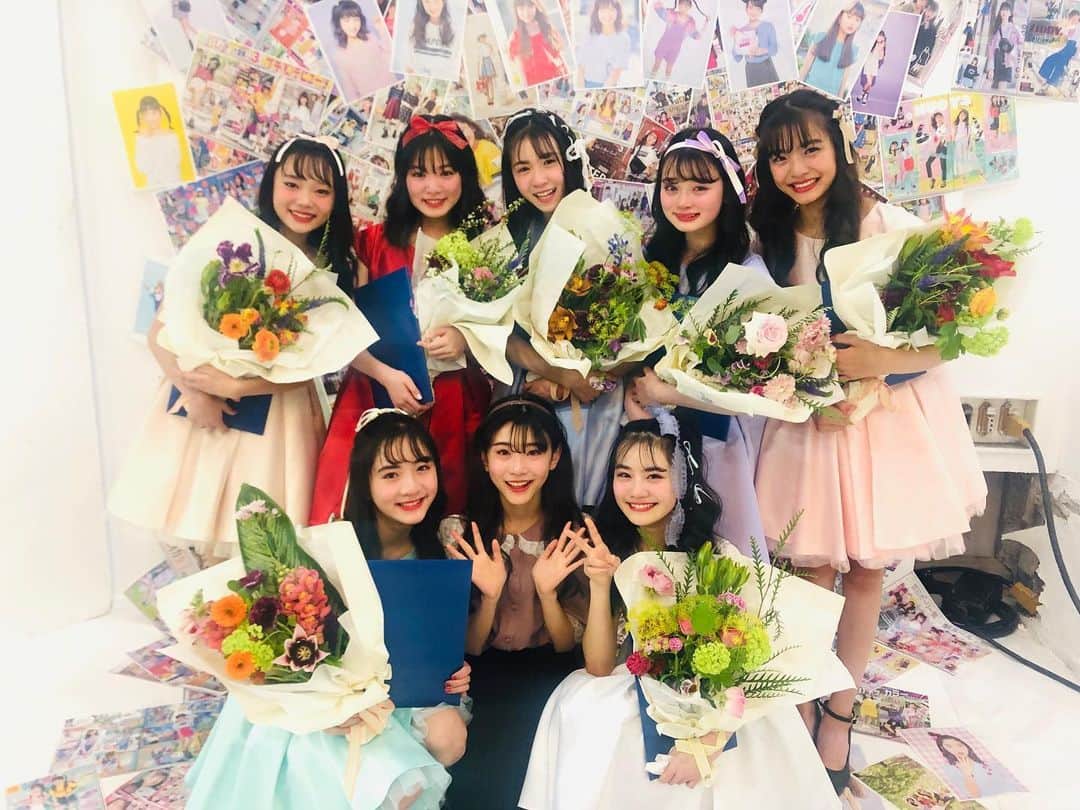 ニコ☆プチのインスタグラム：「💐 卒モのラストニコ☆プチTVアップしてます。 ぜひ見てね🌸 . . #石山えこ  #入江美沙希 #川本結月  #関谷瑠紀  #高比良由菜  #丸山真亜弥  #美月 #近藤藍月」