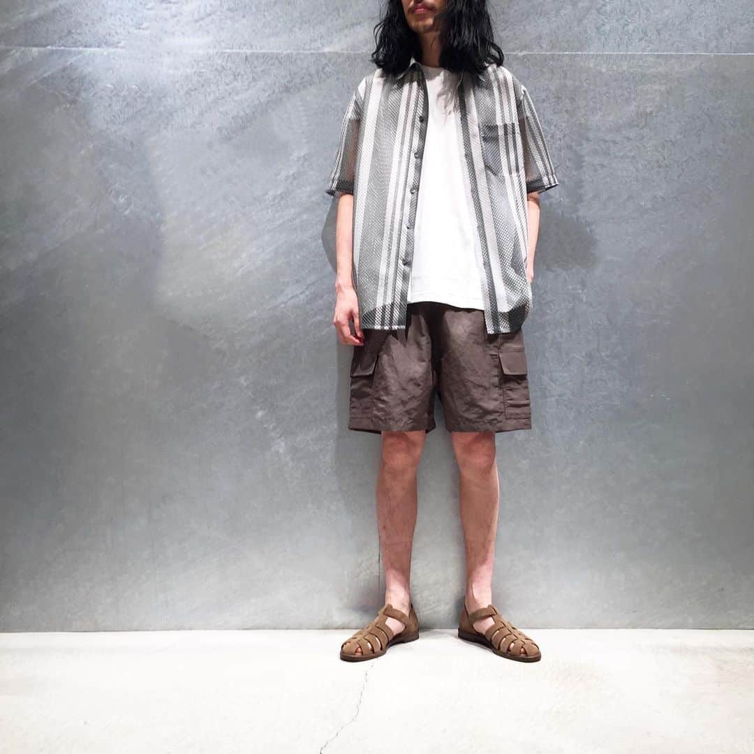 H BEAUTY&YOUTHさんのインスタグラム写真 - (H BEAUTY&YOUTHInstagram)「＜H BEAUTY&YOUTH＞ LIGHT GROGRAM CARGO SHORTS ¥22,000-(+tax) Color: Black/Dk.Green Size: S/M/L (Men's ITEM) (着用スタッフ: 182cm 着用サイズ: L)  #H_beautyandyouth @h_beautyandyouth  #BEAUTYANDYOUTH #Unitedarrows」6月20日 16時09分 - h_beautyandyouth