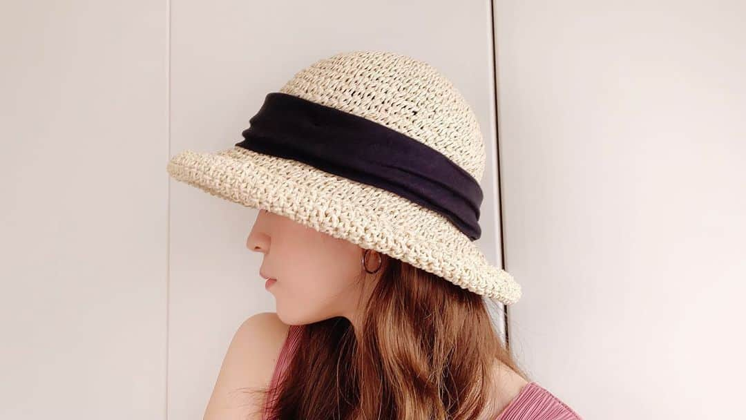 望月京奈さんのインスタグラム写真 - (望月京奈Instagram)「🌿..﻿ ﻿ ﻿ ﻿ ﻿ 👒﻿ ﻿ NEW🧡！﻿ 形が可愛くて一目惚れ🥰 ﻿ ﻿ ﻿ ﻿ ﻿ #ハット #帽子 #夏 #ファッション #fashion #hat #japan #패션」6月20日 18時01分 - harumikeina