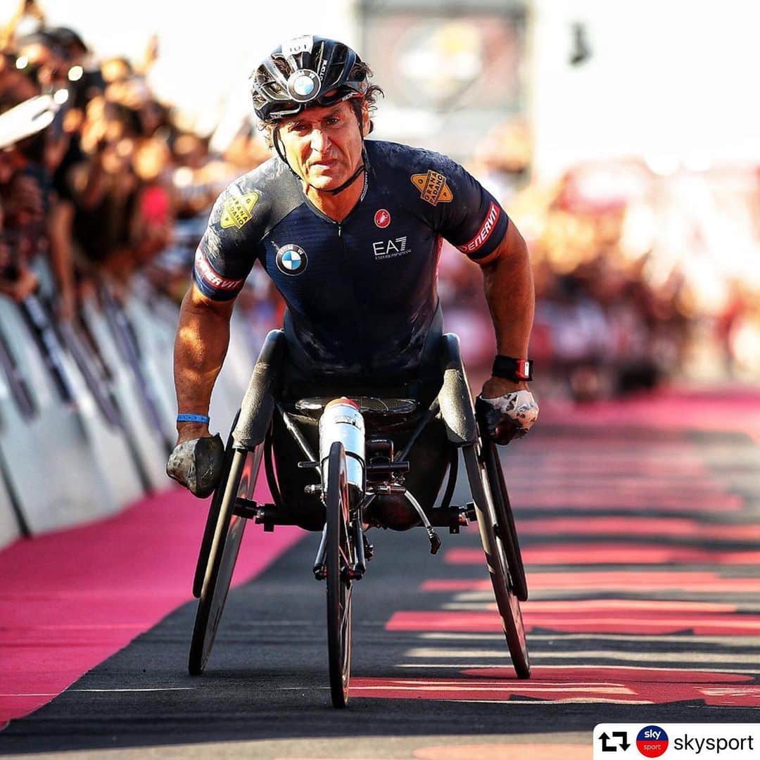 アレッサンドロ・デル・ピエロのインスタグラム：「Forza Alex! 💪💪💪 #ADP10」