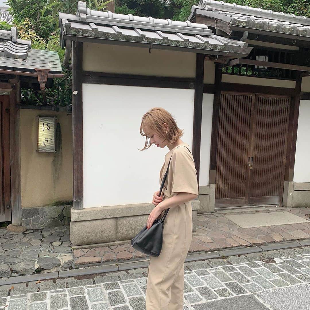 saanaaeのインスタグラム：「おNUE新作販売中です✔︎ わたしの1番のおっきにいりな combinaison♡  楽ちんでかわいくて ほんとだいすき🥰  #ご予約受付中だよ #NUEbyas」