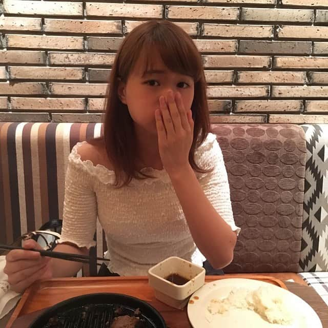 篠原梨菜さんのインスタグラム