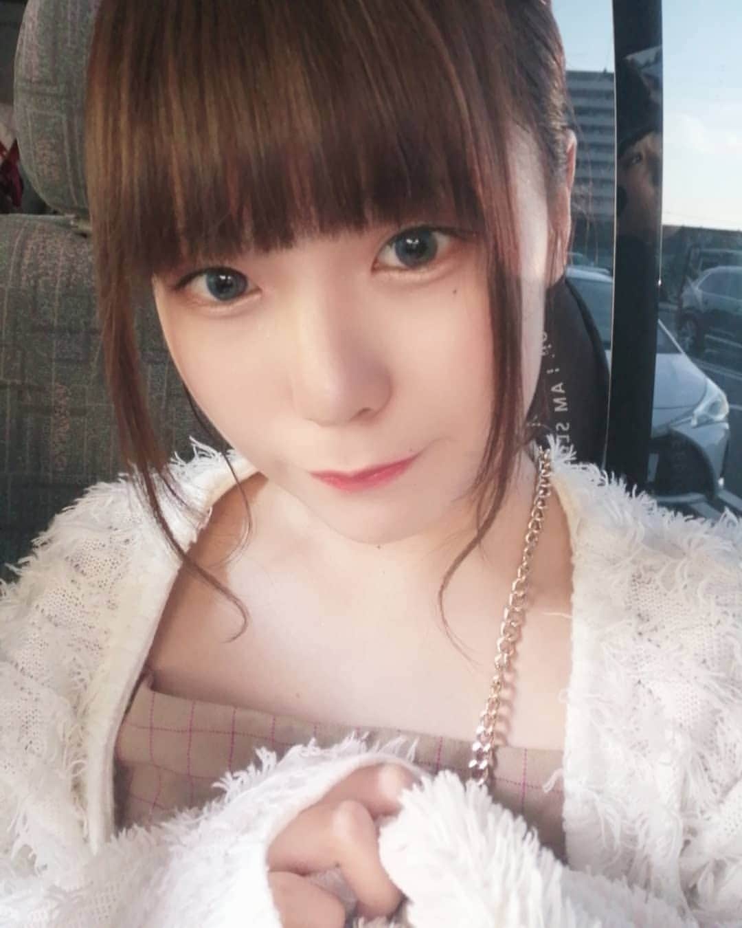 のインスタグラム：「移動中である」