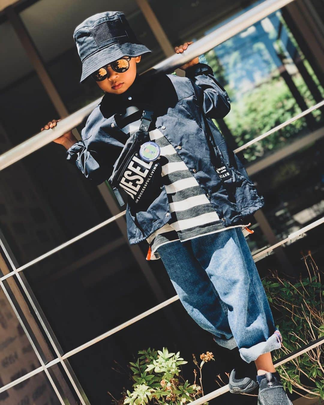 鈴木武蔵さんのインスタグラム写真 - (鈴木武蔵Instagram)「--------- 😎😎😎 ・ ・ ・ #ootd #ootdfashion #kids #kidsfashion #キッズファッション #メンズファッション」6月20日 19時03分 - musatoro0211