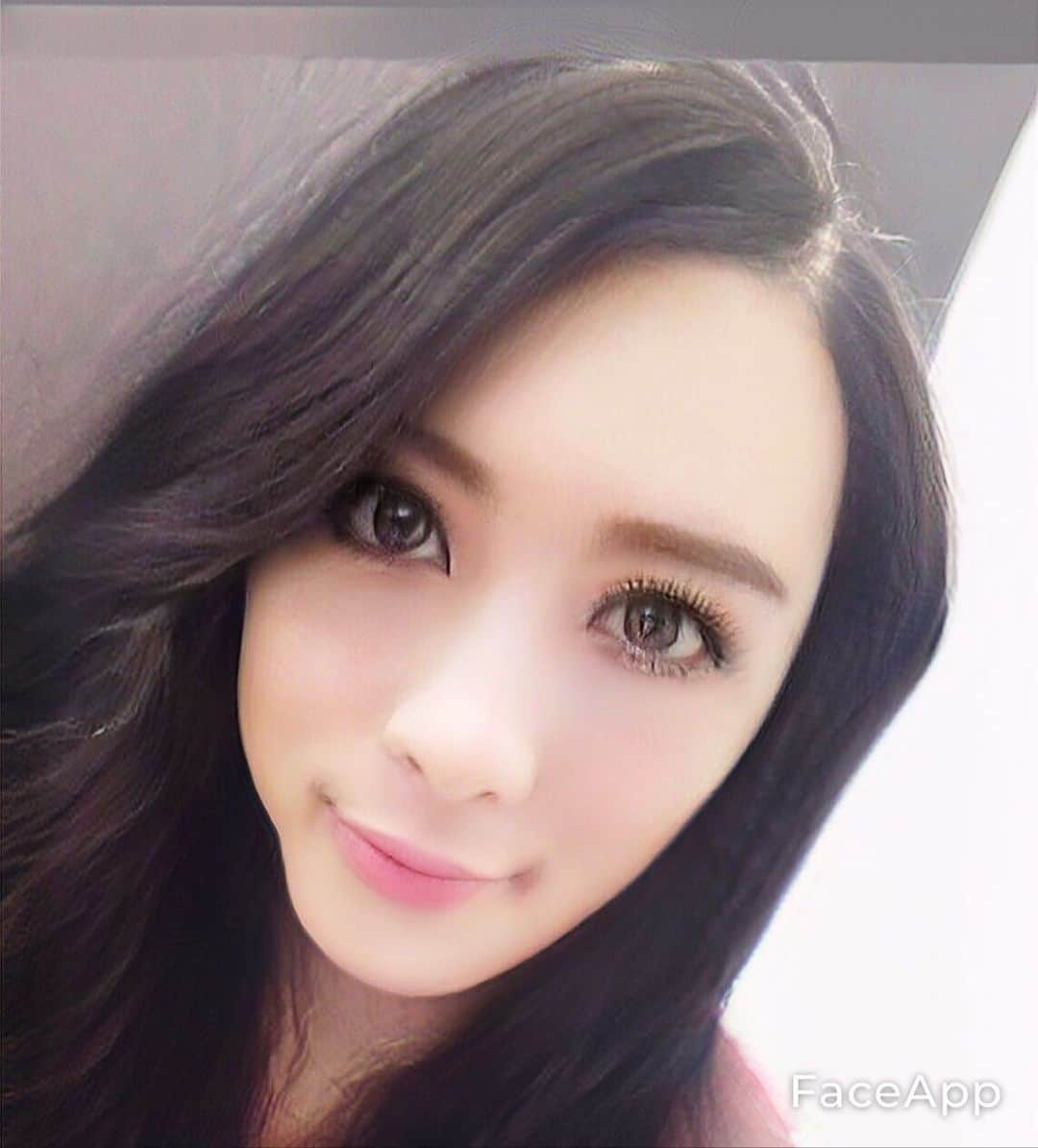 冨森ジャスティンのインスタグラム：「ジャス子ちゃん。  #faceapp #冨森ジャスティン」