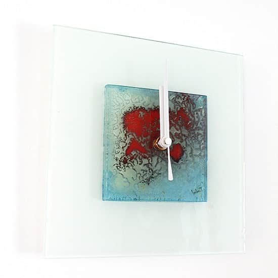 comb de shioさんのインスタグラム写真 - (comb de shioInstagram)「時計から、アートのある生活、はじめませんか？  glass art clock by Isako TODA﻿ ﻿ #アートのある暮らし ﻿ ------------------------﻿ 【作品リスト】﻿ ﻿ ■ガラスアート時計・「Life」 C_190324  オンラインショップ掲載中です。﻿ 画像のタグ🏷からリンクしてます﻿ ﻿ ﻿ #combdeshio﻿ #コムデシオガラス ﻿ #コムデシオ ﻿ #ガラス作家杜多一菜子﻿ #三重県  #三重県津市  #インテリア好きな人と繋がりたい﻿ #インテリアデザイン﻿ #おしゃれインテリア #インテリアアート #壁掛けインテリア #おしゃれな部屋  #抽象画アート #寝室インテリア  #壁掛け時計 #ガラス時計 #新築祝いのプレゼント #結婚祝いのプレゼント  #おうち時間を楽しむアイテム ﻿#インテリア時計  #artist  #interiorart #interiorartwork #artclock #glassclock #japanesecraft #clock」6月20日 21時42分 - comb_de_shio