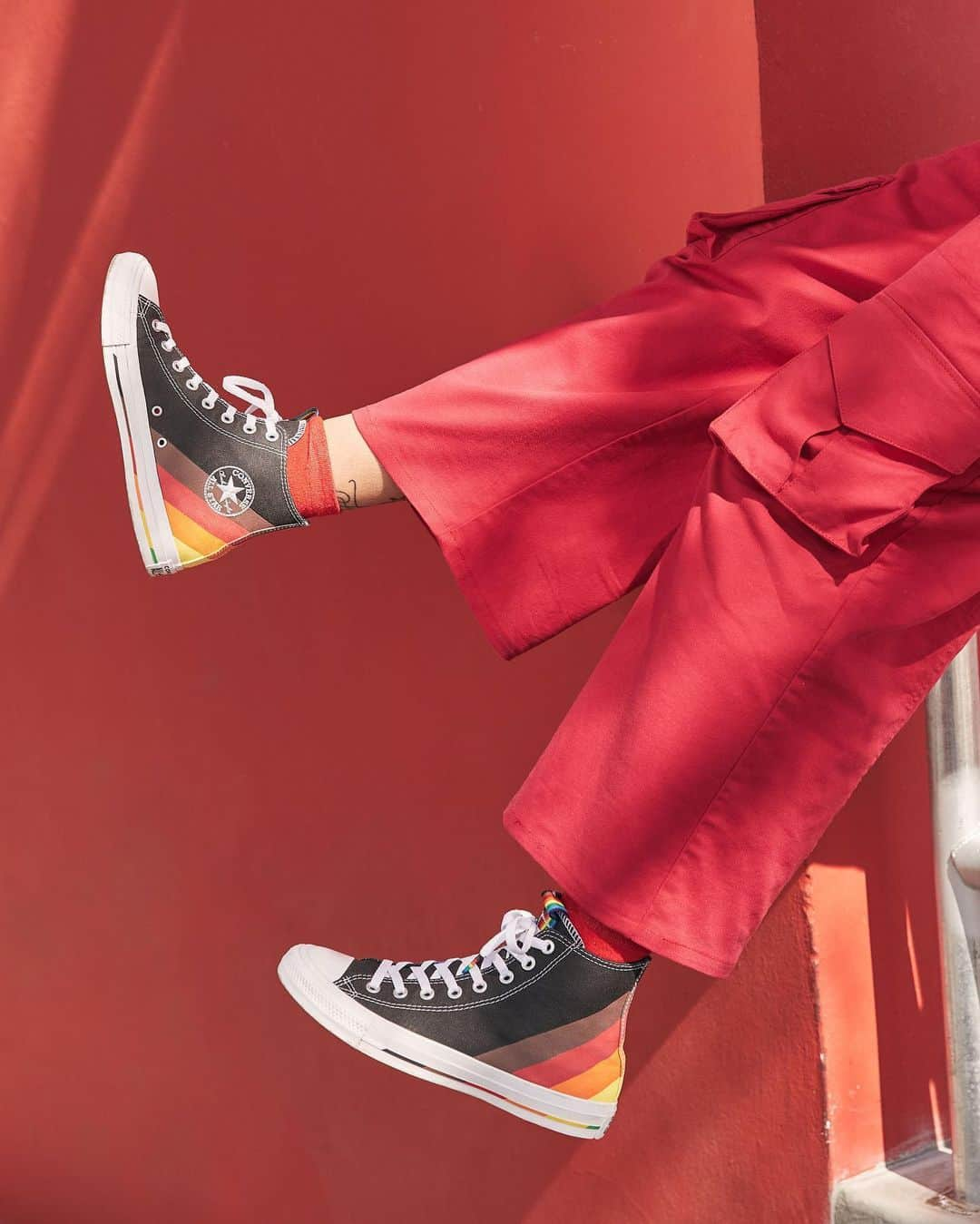 converseさんのインスタグラム写真 - (converseInstagram)「Meet Jelisaveta, a 26-year-old photographer and proud member of the LGBTQIA+ community in Belgrade, Serbia. She chose the color red from the More Color, More Pride flag to emphasize the power that comes with self-love. ⁣ ⁣ In her own words: “Pride is a way of living and being. You show it by loving yourself. I am not ashamed.”⁣ ⁣ See our stories to hear more from Jelisaveta on living passionately with Pride. #ConversePride」6月20日 22時22分 - converse