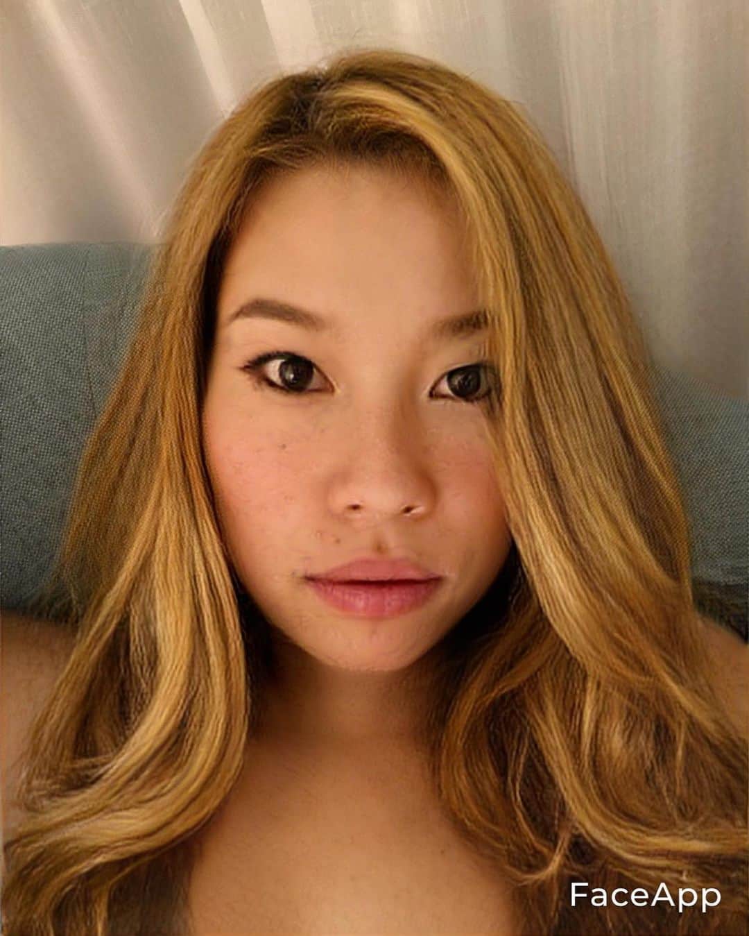 マキヒカのインスタグラム：「#夜マンマークしていいですか？ #メスヒカ #高卒やけど志は高くて男に強気やけど実は弱いオンナみたいな顔すな」