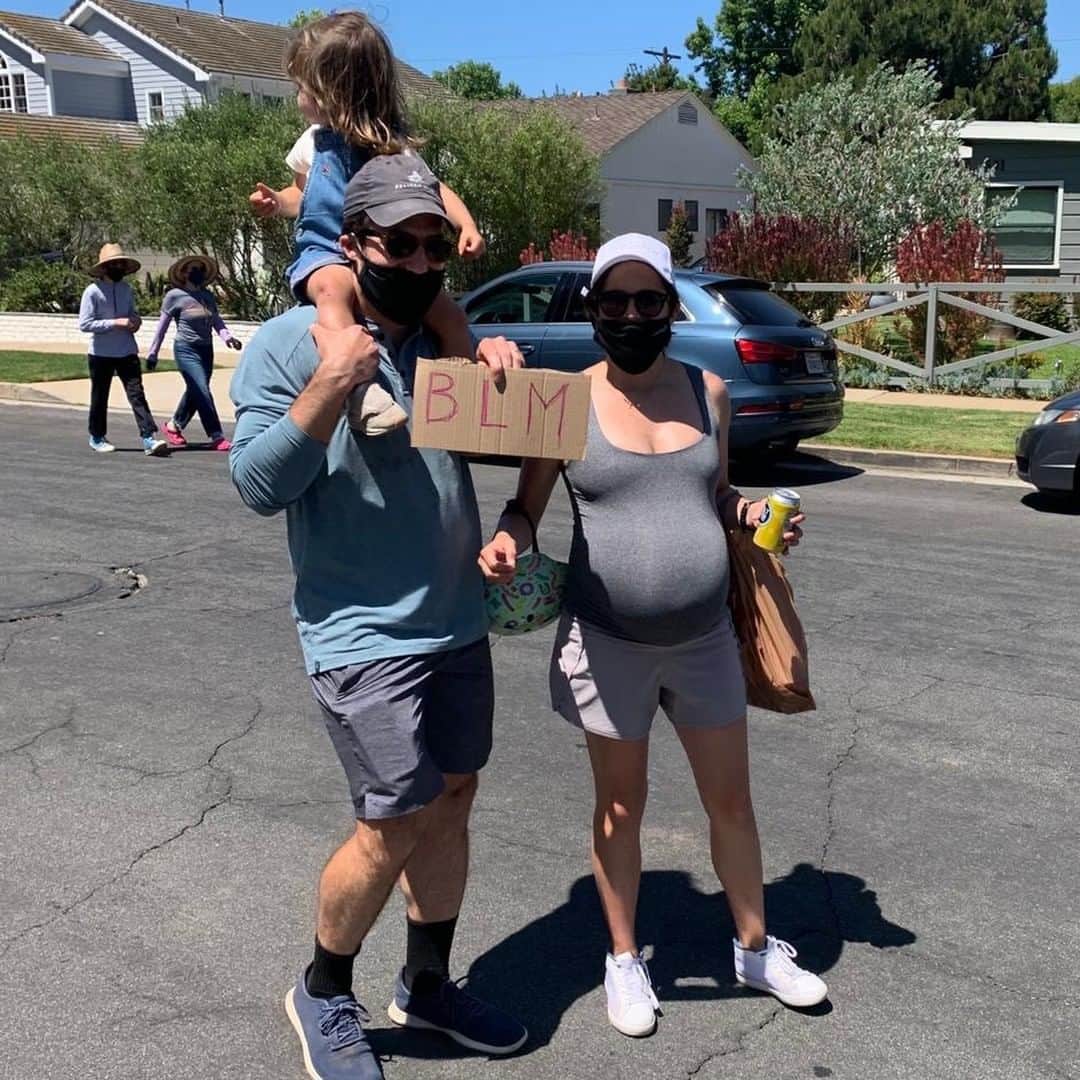 カーラ・ソウザのインスタグラム：「This was Luka’s first protest! ✊🏻 Happy belated Juneteenth ❤️」
