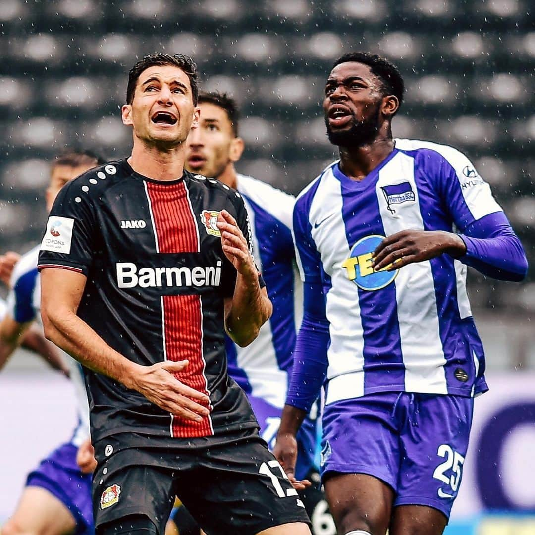 バイエル・レバークーゼンさんのインスタグラム写真 - (バイエル・レバークーゼンInstagram)「Defeat vs. Hertha. 😩 #BSCB04」6月21日 0時26分 - bayer04fussball