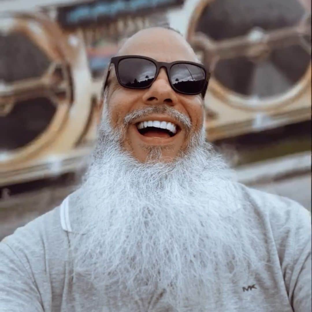 ワカ・フロッカ・フレイムのインスタグラム：「One of my music mentors Happy Birthday OG @rapjuggernaut #BrickSquadBusiness」