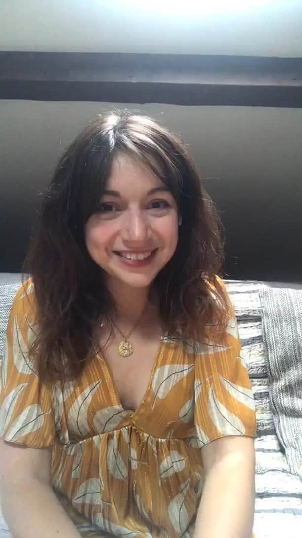 Melvita Officialのインスタグラム：「La Naturopathe @donotforgettokiss & chef de produit chez Melvita vous donne toutes ses astuces pour prendre soin de sa peau cet été.」
