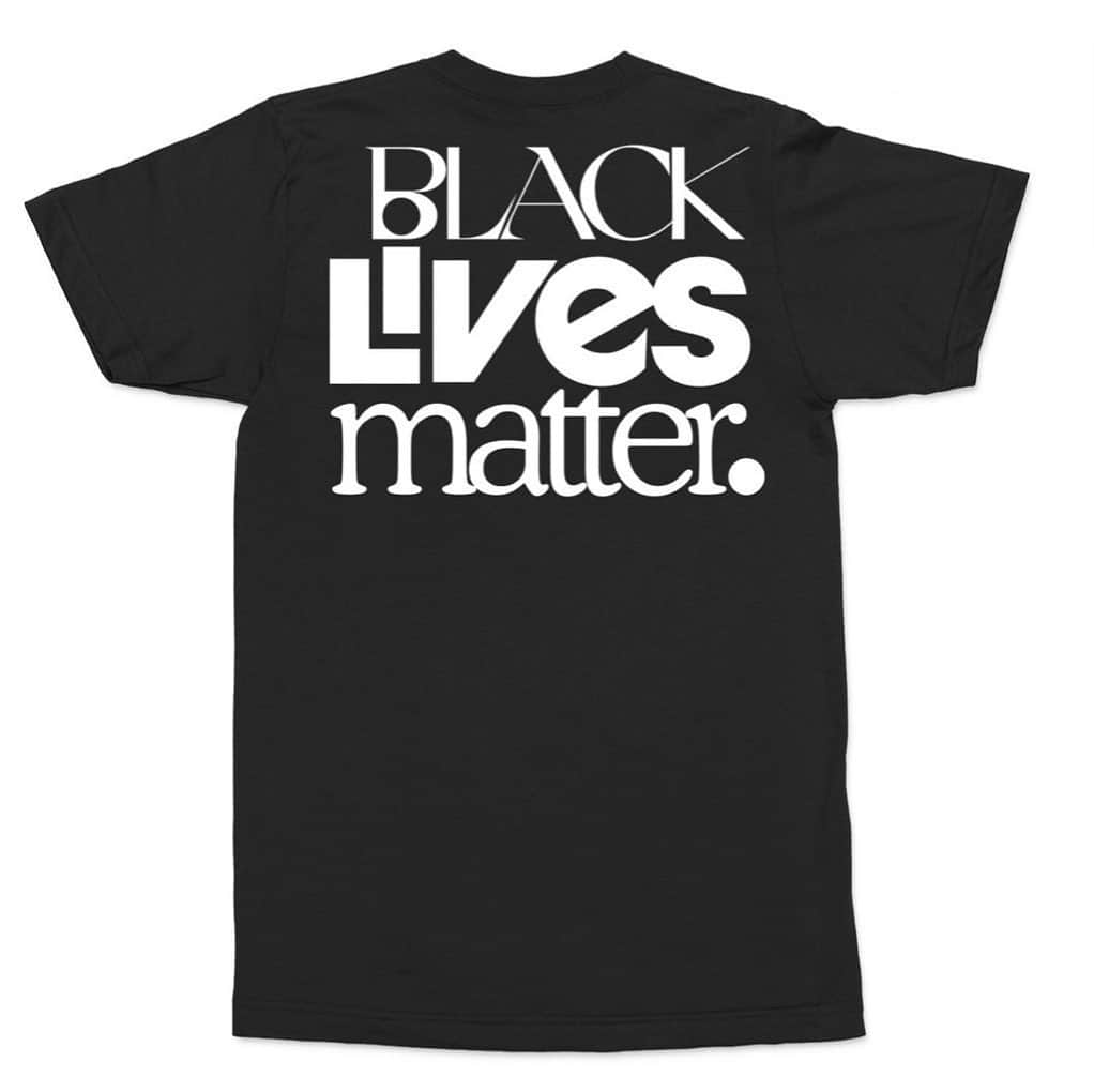 ファーガル・デヴィットさんのインスタグラム写真 - (ファーガル・デヴィットInstagram)「@smileitspeak  The message is very simple.  Black lives matter. Until there is equality for everyone, there is equality for no one.  100% of proceeds will be donated to @NAACP  Designed by our friend  @stevegreen_design  #blacklivesmatter #smileitspeak」6月21日 1時49分 - finnbalor