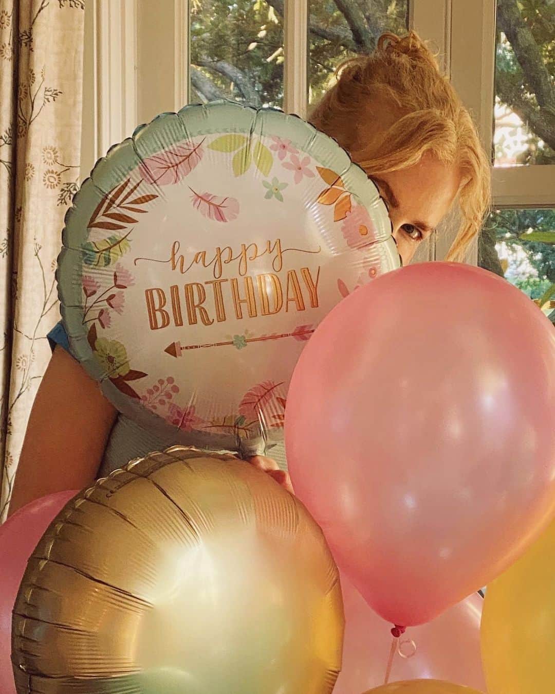 キース・アーバンのインスタグラム：「WHAT A GIFT JANELLE AND ANTONY KIDMAN BROUGHT INTO THE WORLD ON THIS DAY !!! Happy Birthday Babygirl ❤️ Xxx」