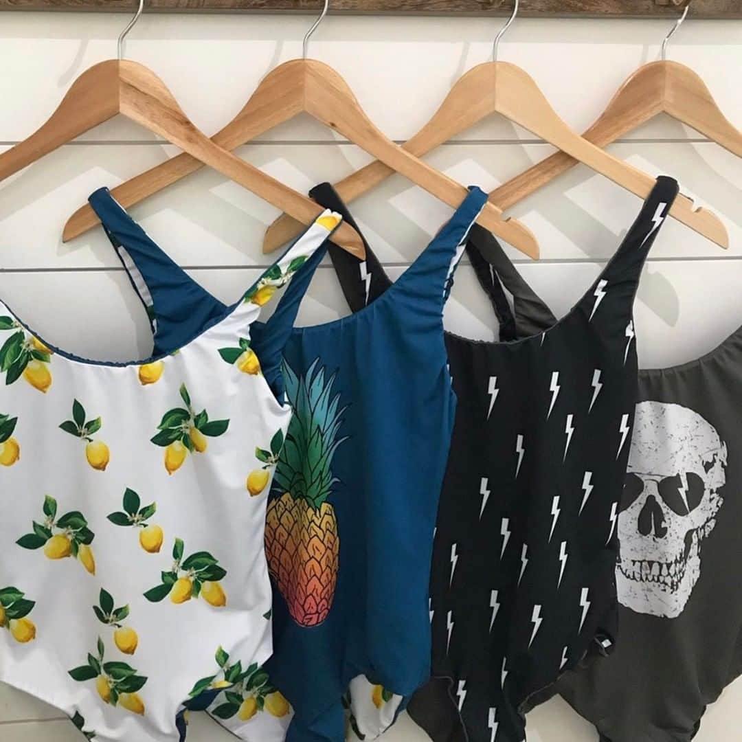 チェイサーのインスタグラム：「tell us your favorite suit⤵️😍 btw these are all reversible!!! 👏🏽👏🏽 What more can you need for summer! ☀️🩱 @vagabondapparelboutique #chaserbrand #swimsuitcompany #swimwear #shopswimwear #reversibleswimwear #summerswimwear #shopswim」