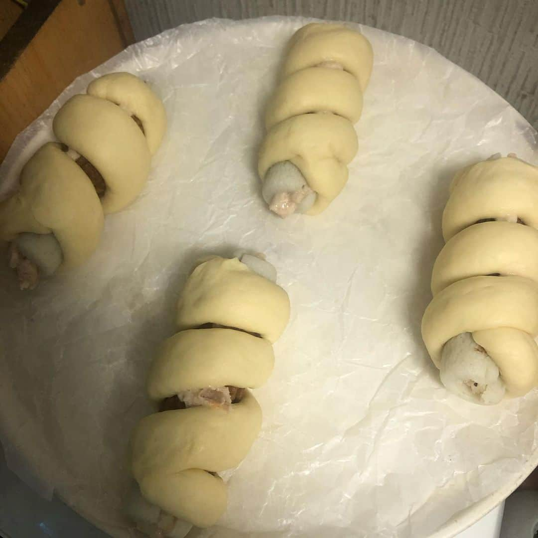 兵頭彰さんのインスタグラム写真 - (兵頭彰Instagram)「本日はちくわパンと生食パンをこしらえました🍞 どちらも上手にできました🎵  #bjw  #大日本プロレス #大日道場飯」6月21日 3時39分 - hyodo_bjw