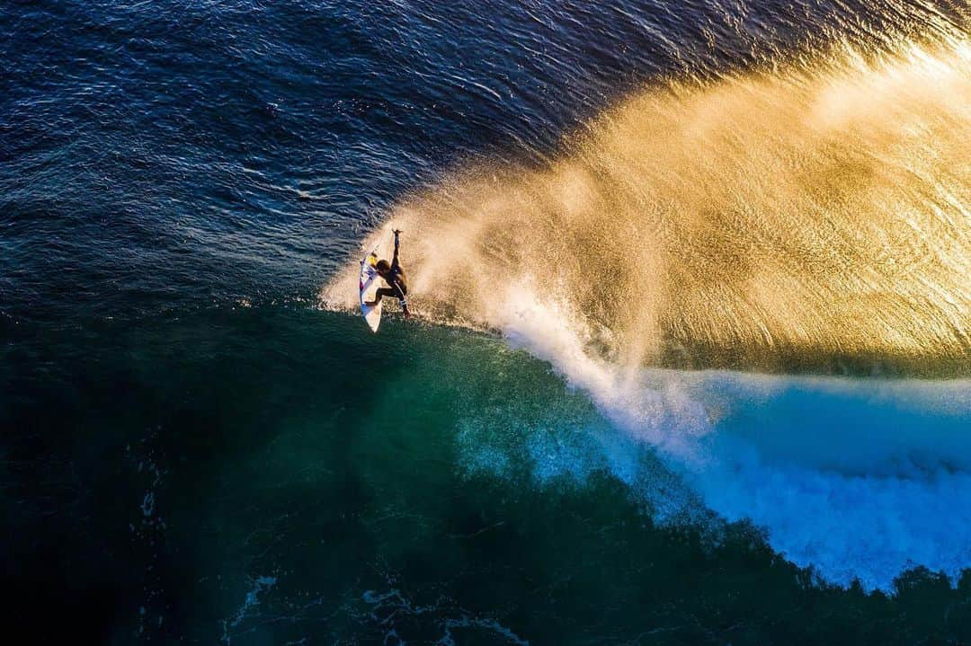 フィリッペ・トレドさんのインスタグラム写真 - (フィリッペ・トレドInstagram)「International Surfing Day! ❤️🙏🏽 Photo: @tallteef」6月21日 4時06分 - filipetoledo