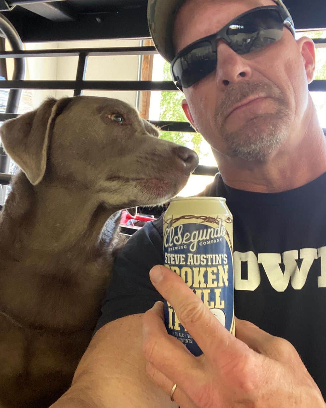 ストーン・コールド・スティーブ・オースチンのインスタグラム：「Great minds think alike.  Cheers!」