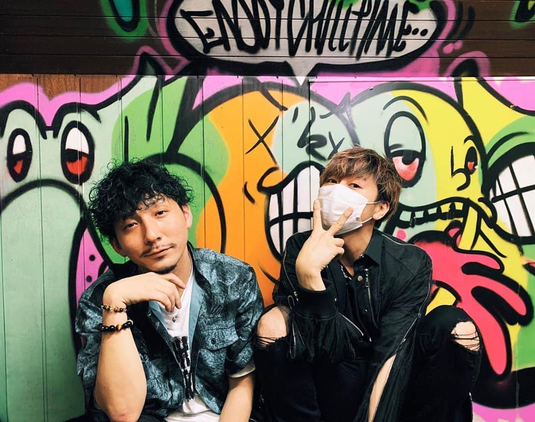 TAK-Zのインスタグラム：「やっぱり音楽ないと無理☺️」