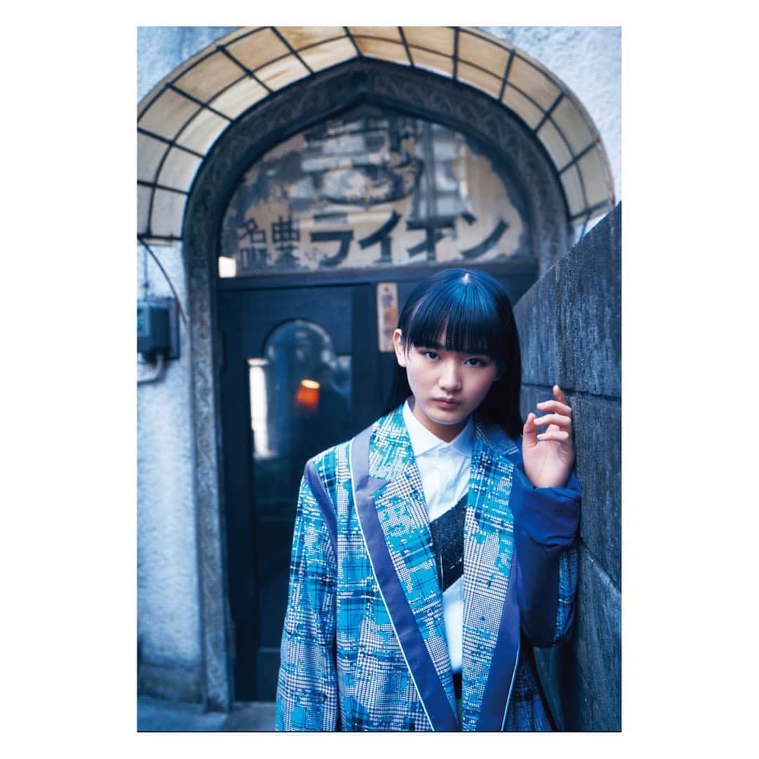 柏木作夢さんのインスタグラム写真 - (柏木作夢Instagram)「My styling works. 山崎天(欅坂46)  #styling#works#keyakizaka46#欅坂46 #retro#tokyo#fashion#fashionportrait#portrait#pic#vintages#ennui#hope#photooftheday#idol#blue#red#classic#fashiongram#fashionaddict#mystyle#純喫茶#山崎天」6月21日 15時00分 - samukashiwagi