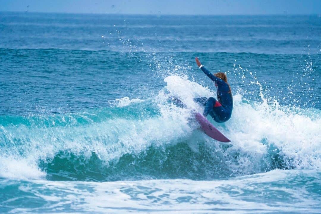 リンゼイ・ジャコベリスさんのインスタグラム写真 - (リンゼイ・ジャコベリスInstagram)「Happy #internationalsurfday #saturdaysforthegirls #saturday #surf 🌊」6月21日 6時44分 - lindseyjacobellis