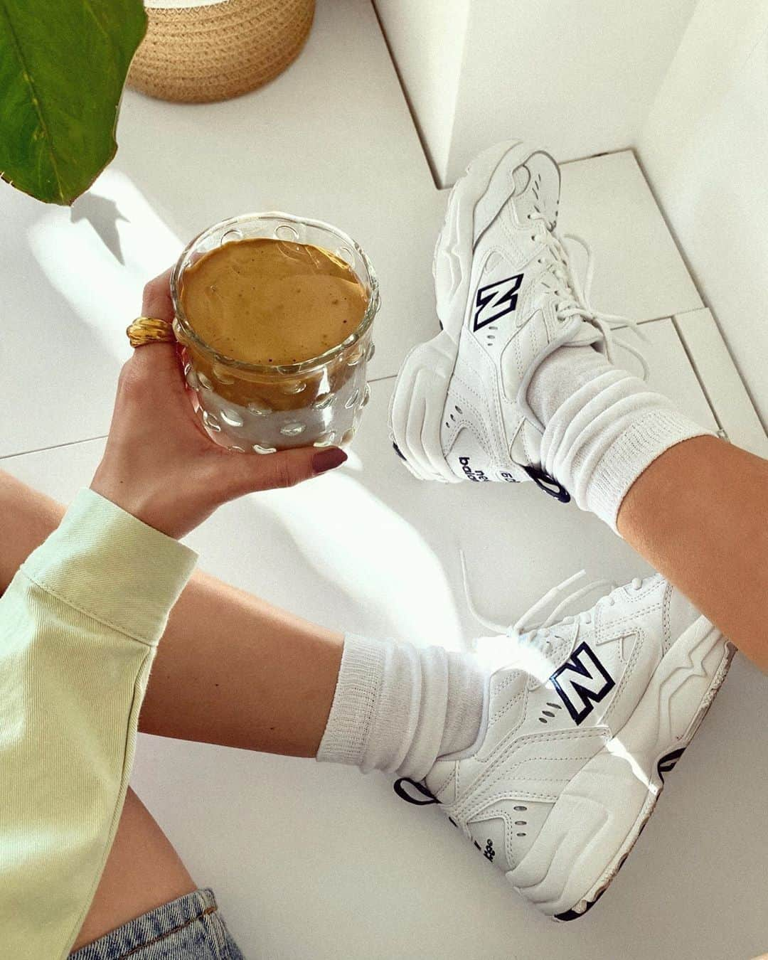 ASOSさんのインスタグラム写真 - (ASOSInstagram)「*Adds to sunday moodboard* ☕️ 📸 @chloehayward_ (she/her) 🔎 New Balance 608 (1529519)」6月21日 8時01分 - asos