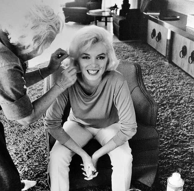 マリリン・モンローさんのインスタグラム写真 - (マリリン・モンローInstagram)「Marilyn photographed by George Barris in 1962. Even in his old age, Mr. Barris was being asked about Monroe. “She projected such joy when the camera was on,” he told The Chicago Sun-Times in 2004. “And all these years later, the world still can’t forget her face.”❤️」6月21日 8時12分 - welovemarilyn