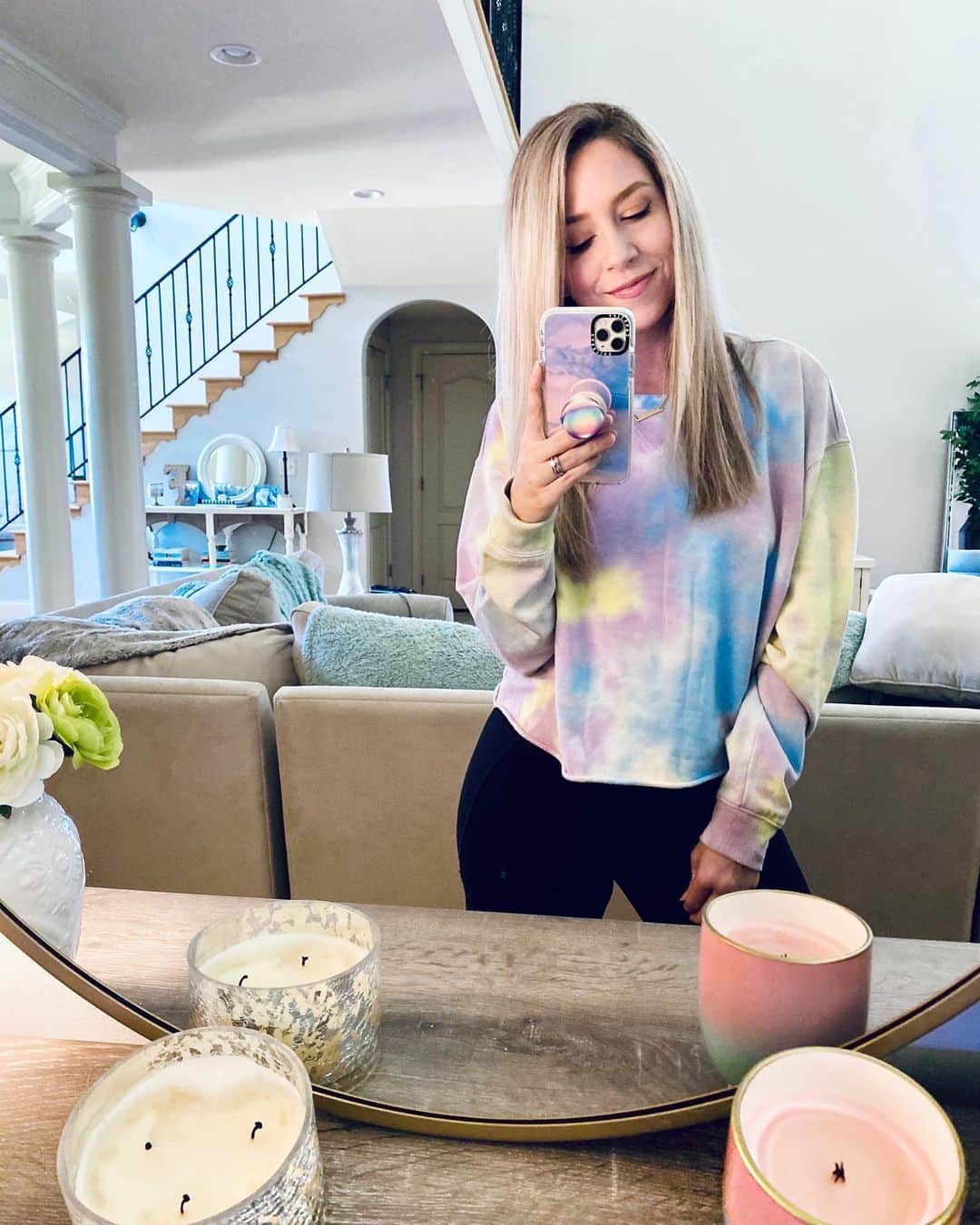 Tracy and Stefanieのインスタグラム：「I can’t stop buying tie dye! 🍬What’s your fave thing you’ve bought recently? 🍭 We also have so many fun tie dye pieces from @madisonandmallory and even more coming when #mmdreamers launches July 1st!! We’re so excited! 🥰」