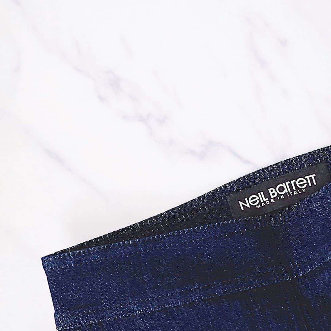 湯浅喬子のインスタグラム：「NEIL BARRET👖  #today#denim#off#day#neilbarret」