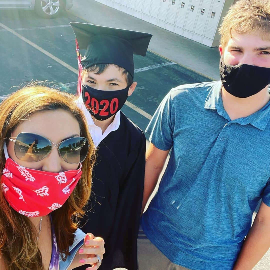 ヘザー・マクドナルドのインスタグラム：「Brandon’s 8th grade #graduation2020 from @stmel_woodlandhills」
