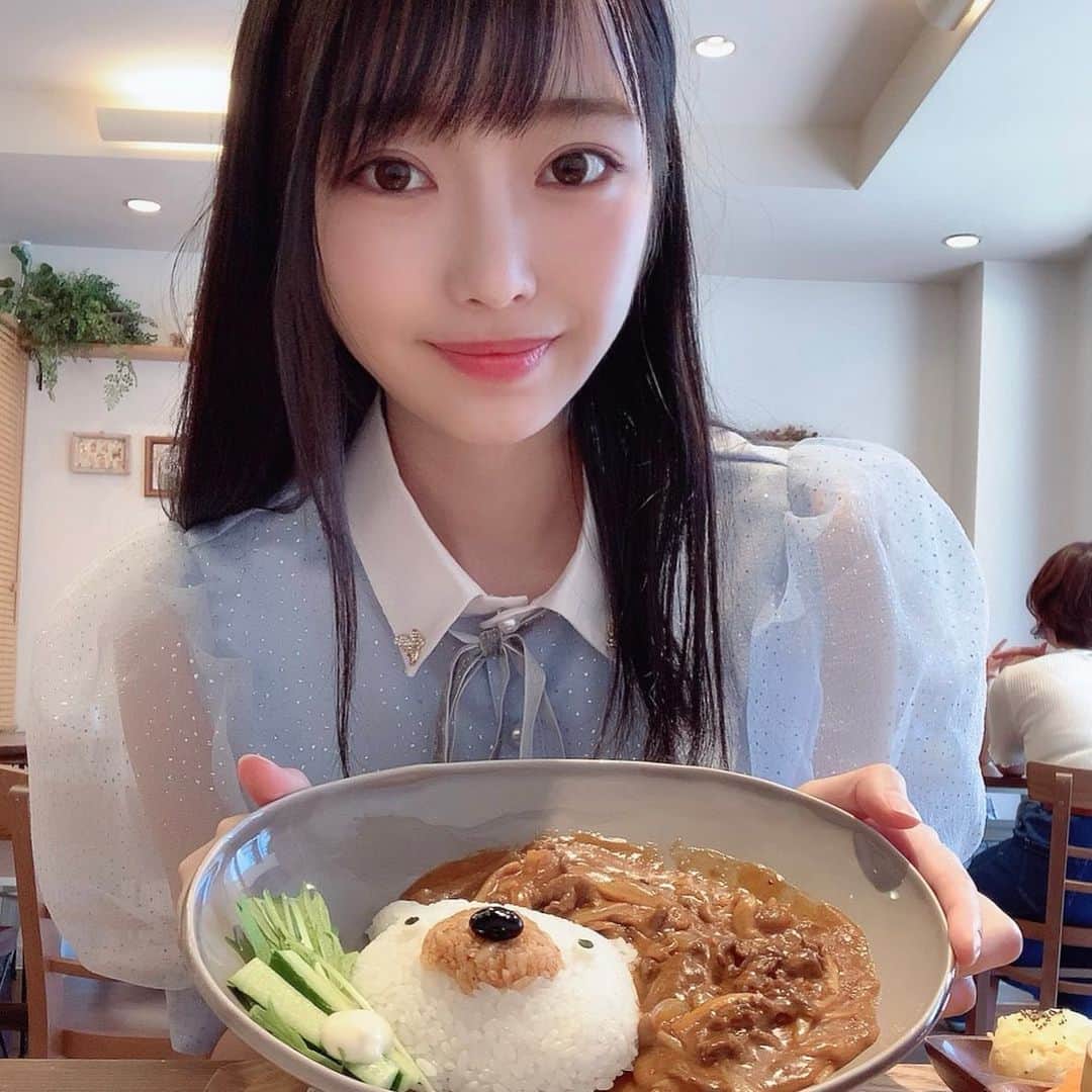 吉沢朱音のグルメインスタ