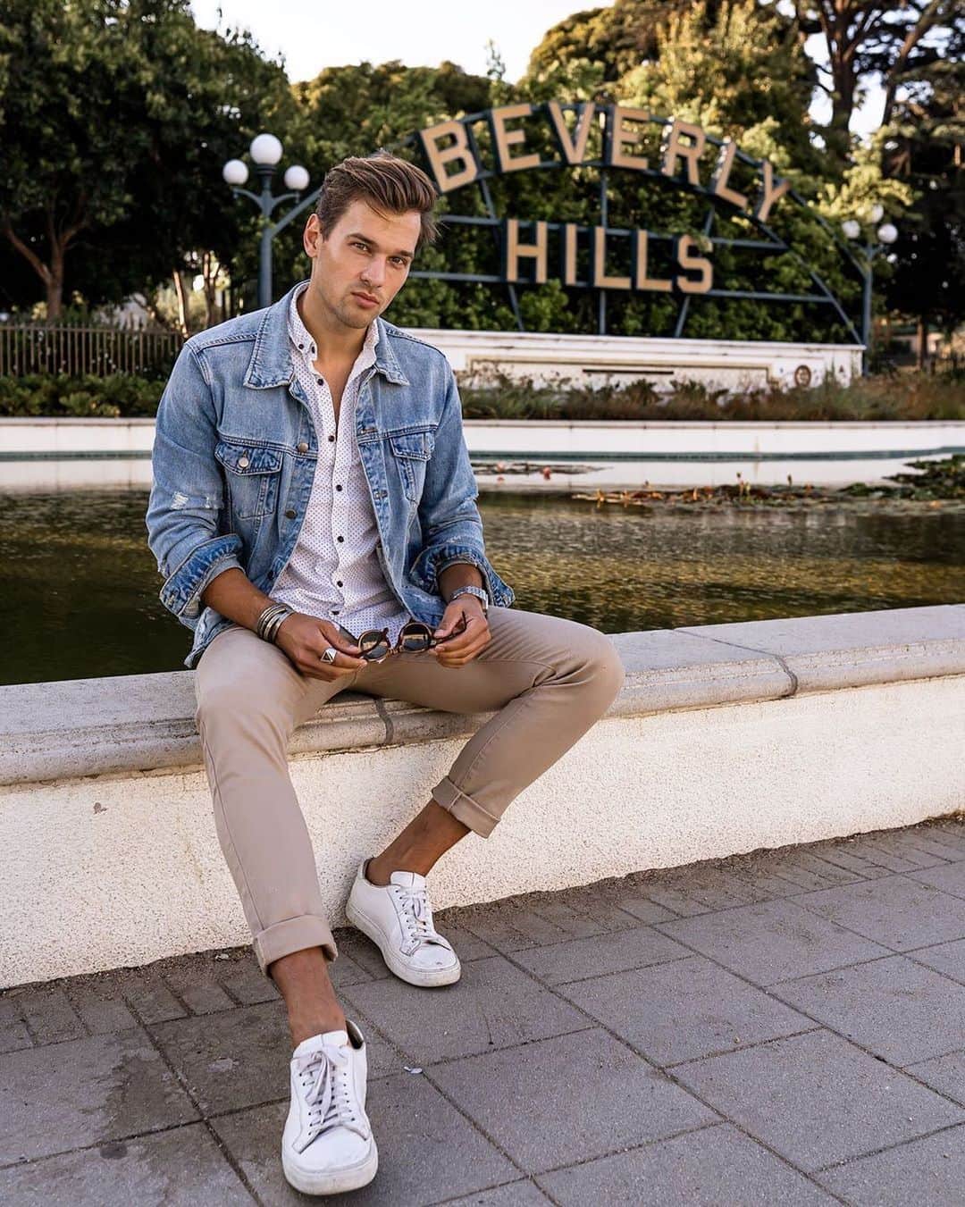 STYLE4GUYSのインスタグラム：「SALE ALERT @FashionNovaMEN Get 30-80% OFF Use Code: “ NOVA80 “ 🙌 Check out @FashionNovaMEN for more👌 #FashionNova FashionNovaPartner」