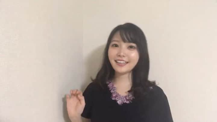 麻倉もものインスタグラム：「梅雨なので☔️ でも動画だとよくわからんしいつもと変わらん😃 もうやらん😃 #もちょ10 #麻倉もも #オンラインもちょ」