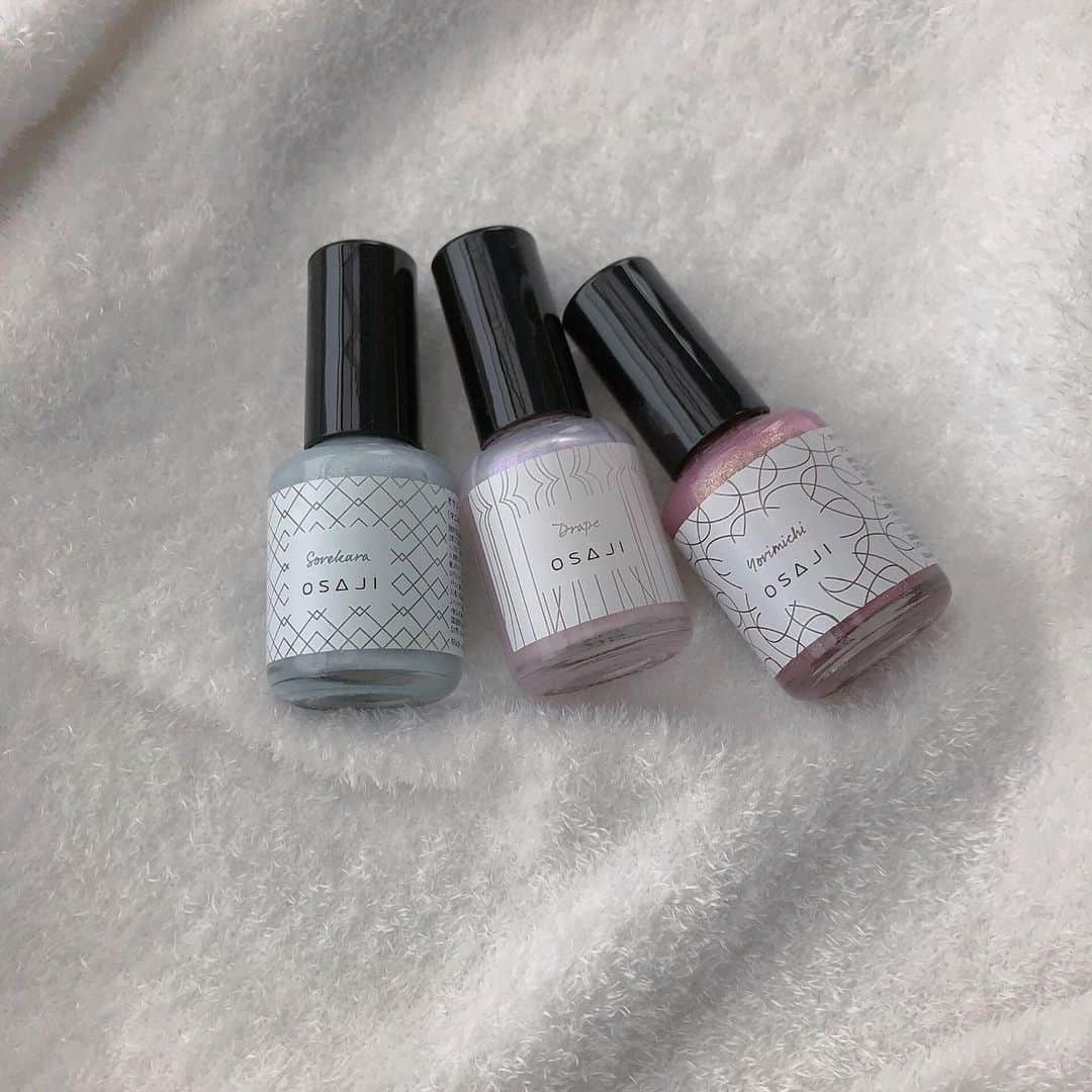 後藤夕貴のインスタグラム：「ㅤ 左から ・Sorekara〈それから〉 ・Drape〈ドレープ〉 ・Yorimichi〈寄り道〉 ㅤ #ネイルカラー #osajiネイル #ニュアンスネイル」