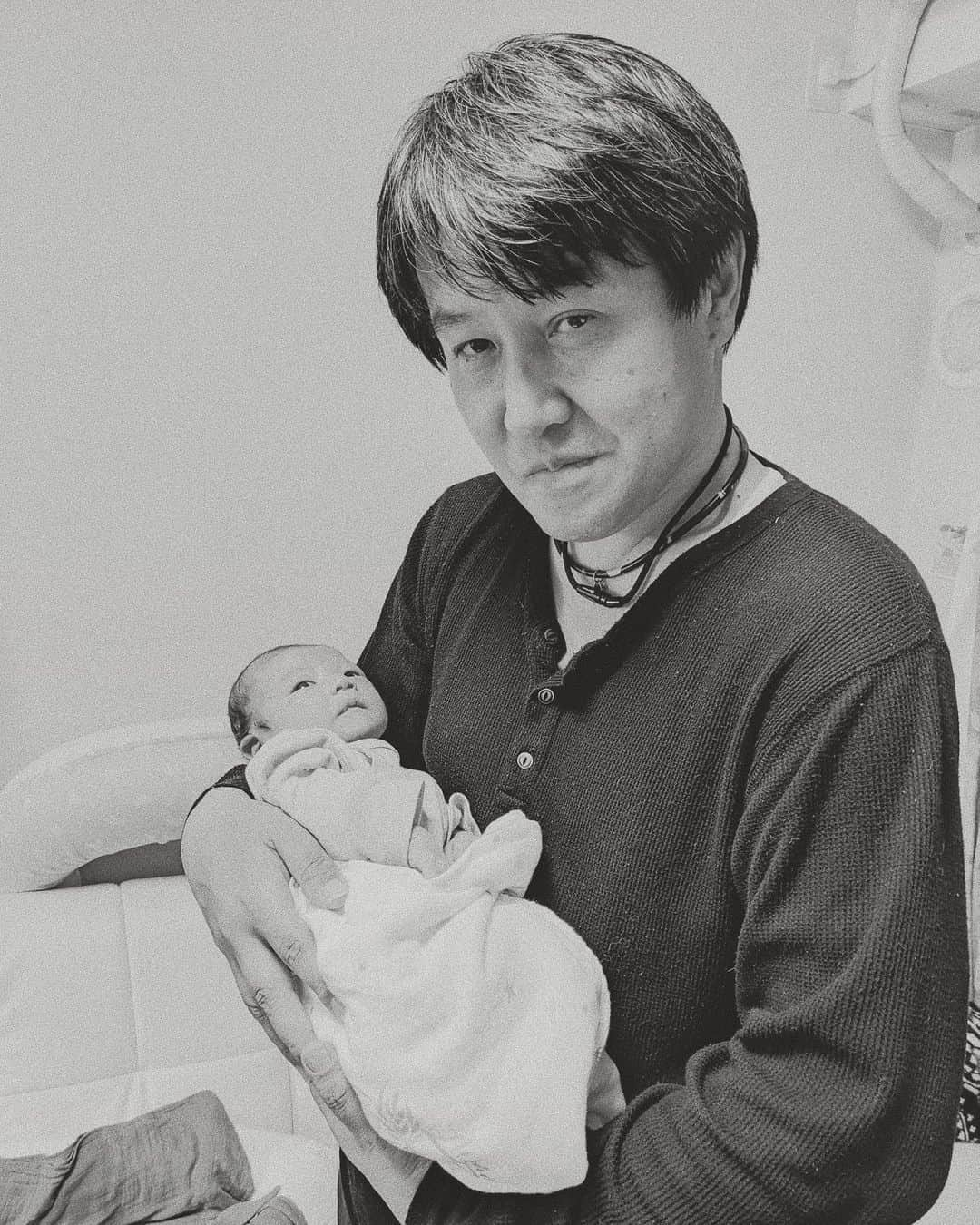 加藤澪さんのインスタグラム写真 - (加藤澪Instagram)「Happy father's day🤍 家族のためなら絶対にNOと言わない 優しい優しいお父さん🤍 いつもいつもありがとう。 尊敬しています🤍 近々ハウ連れて実家に遊びにいくね🤍 そして手料理でも振る舞おうかな💭 . #fathersday#happyfatherday#fatherday#父の日」6月21日 23時26分 - miokato3306