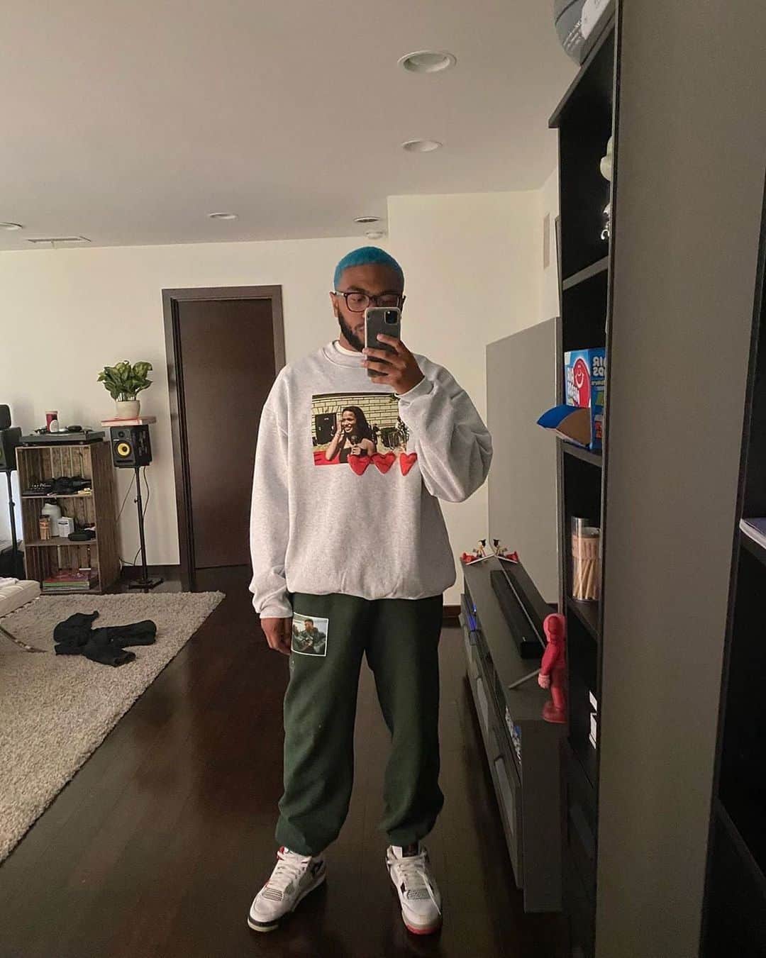 GQさんのインスタグラム写真 - (GQInstagram)「Kevin Abstract makes an excellent case for bright blue hair. (📷: @kevinabstract)」6月21日 23時28分 - gq