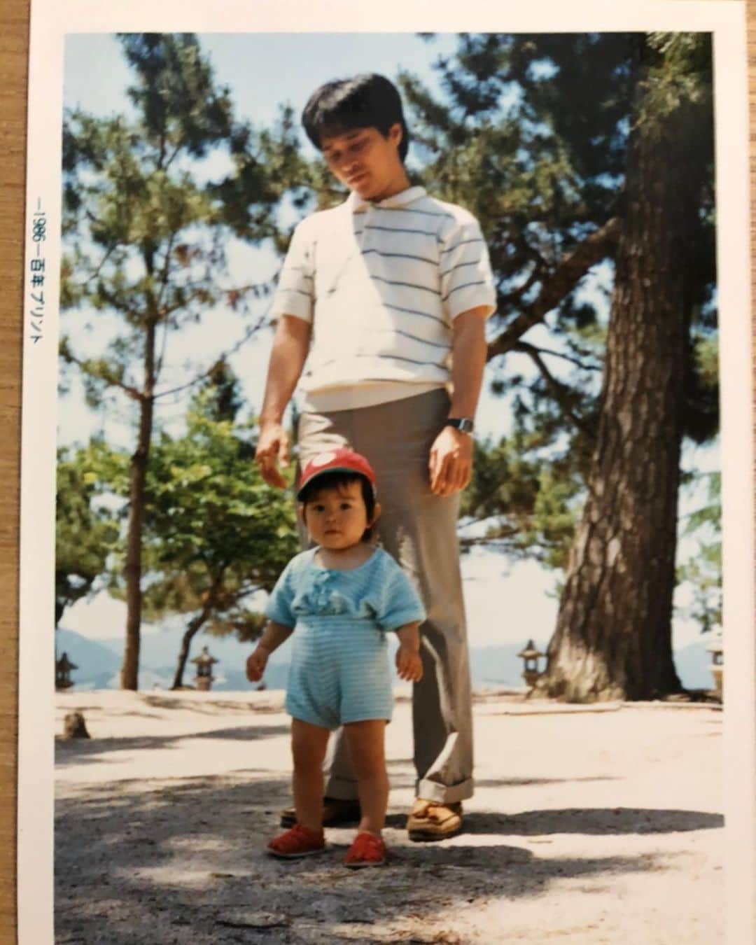 森恵さんのインスタグラム写真 - (森恵Instagram)「父の日。 子どもの時の記憶も沢山あるけど、 大人になってから一緒に過ごす時間が増えて、 いろんな思い出があるのはとても嬉しい。 ずっと元気でいてね。  #父の日」6月21日 23時45分 - morimegumi_official