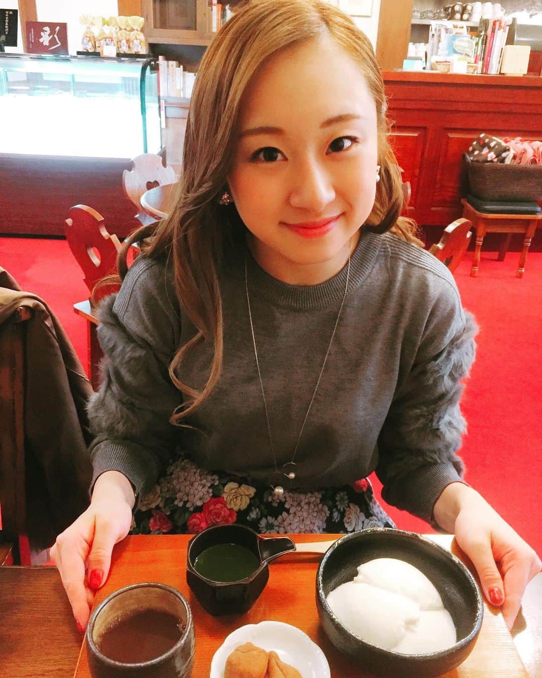 茉玲さや那のグルメインスタ