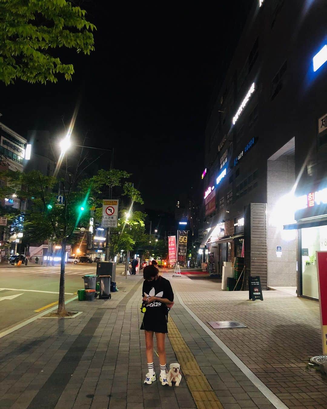 カン・イェウォンさんのインスタグラム写真 - (カン・イェウォンInstagram)「산책🐶」6月22日 0時20分 - kangyewon0315