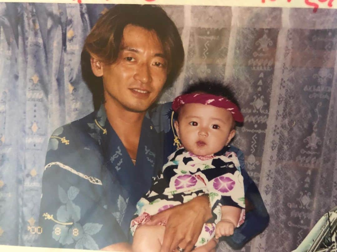 狐塚来愛のインスタグラム：「辛い時、色んな事を教えてくれて 支えてくれるPaPa . 大好きだよ。いつもありがとう。 . . #父の日 #いつもありがとう」