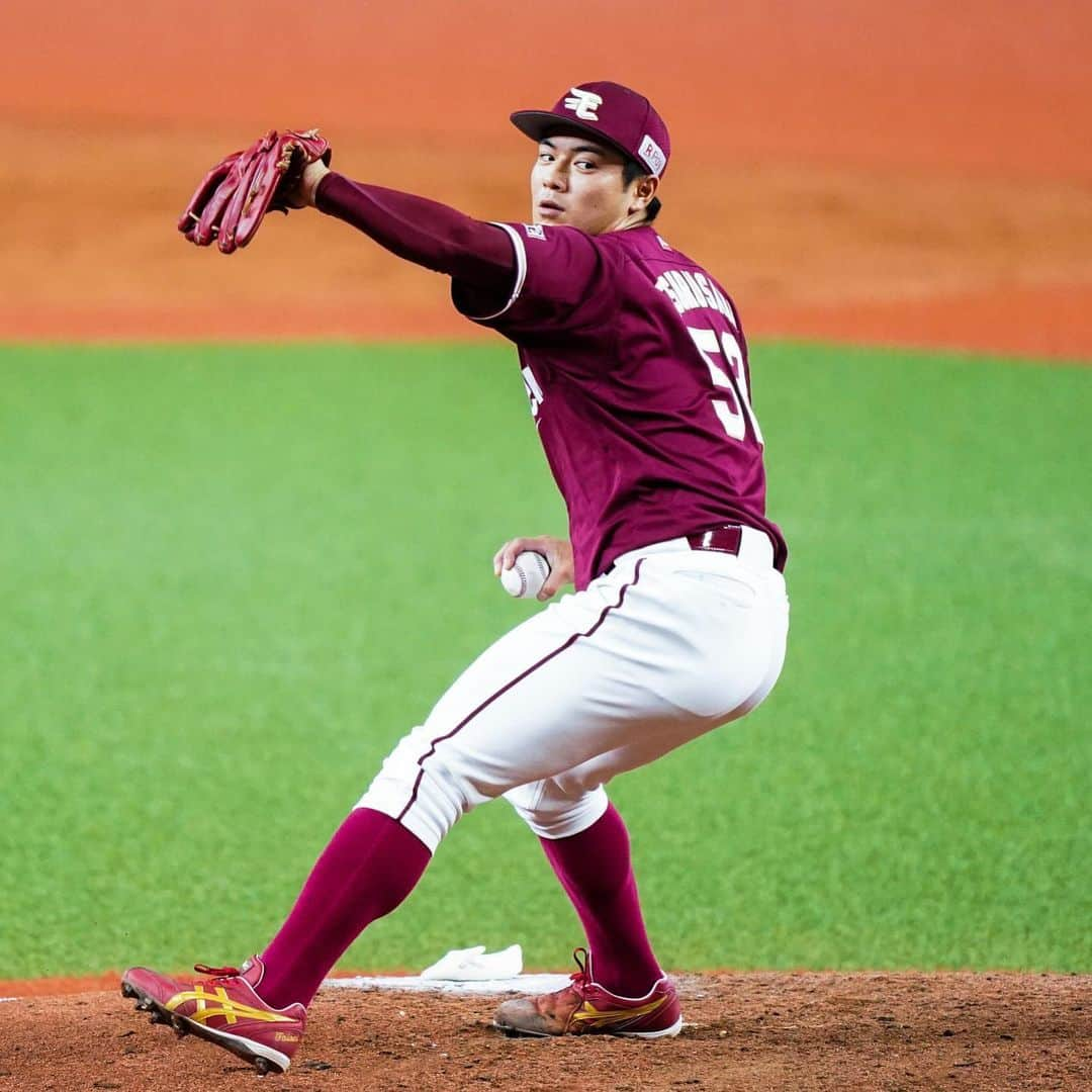 東北楽天ゴールデンイーグルスさんのインスタグラム写真 - (東北楽天ゴールデンイーグルスInstagram)「⚾️ ⚾️B 4-0 E⚾️ ルーキーの津留﨑選手がプロ初登板で1回無失点‼️ 代打の内田選手は期待に応えて今季初ヒット👍🏼 4番手の安樂選手は流れを引き寄せようと2回無失点💯 しかし散発3安打に抑えられ悔しい完封負け。 開幕3連勝とはなりませんでした。 #rakuteneagles #NOWorNEVERいまこそ #日本一の東北へ  #津留﨑大成  #内田靖人  #写真もイープレで」6月21日 16時26分 - rakuten_eagles