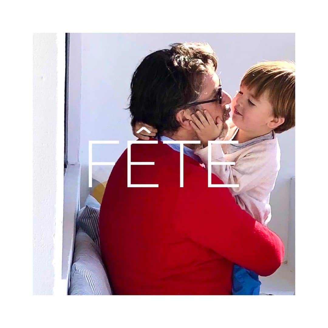 のインスタグラム：「D A D D Y  C O O L Happy father’s day ❤️ - - - #lacerisesurlechapeau #fetedesperes #daddycool #superdad #fathersday #fetedelamusique #été #summer #familytime #precious #preciousmoments #paris #putsomecolourinyourlife #coloryourlife」